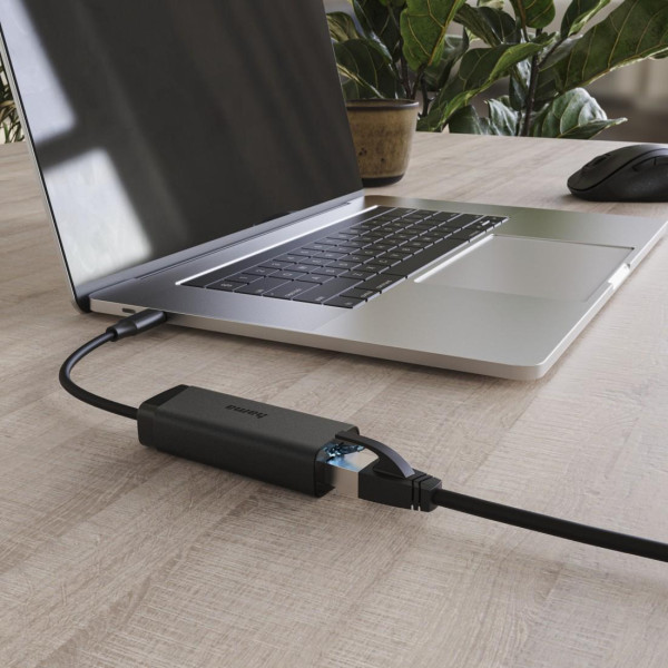 HAMA Мрежов адаптер, USB-C, 2.5 Gigabit Ethernet, Черен